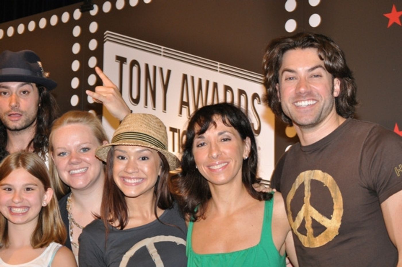Photo Coverage: Macy's 'Sing For Your Tony Tickets' Finals  Image