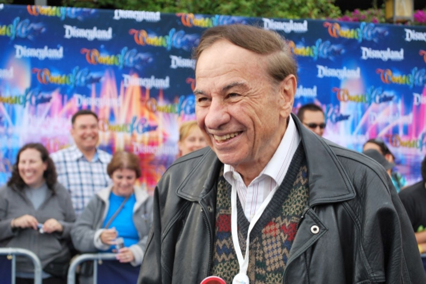 Photo Coverage: On the 'Blue Carpet' for Disney's WORLD OF COLOR  Image