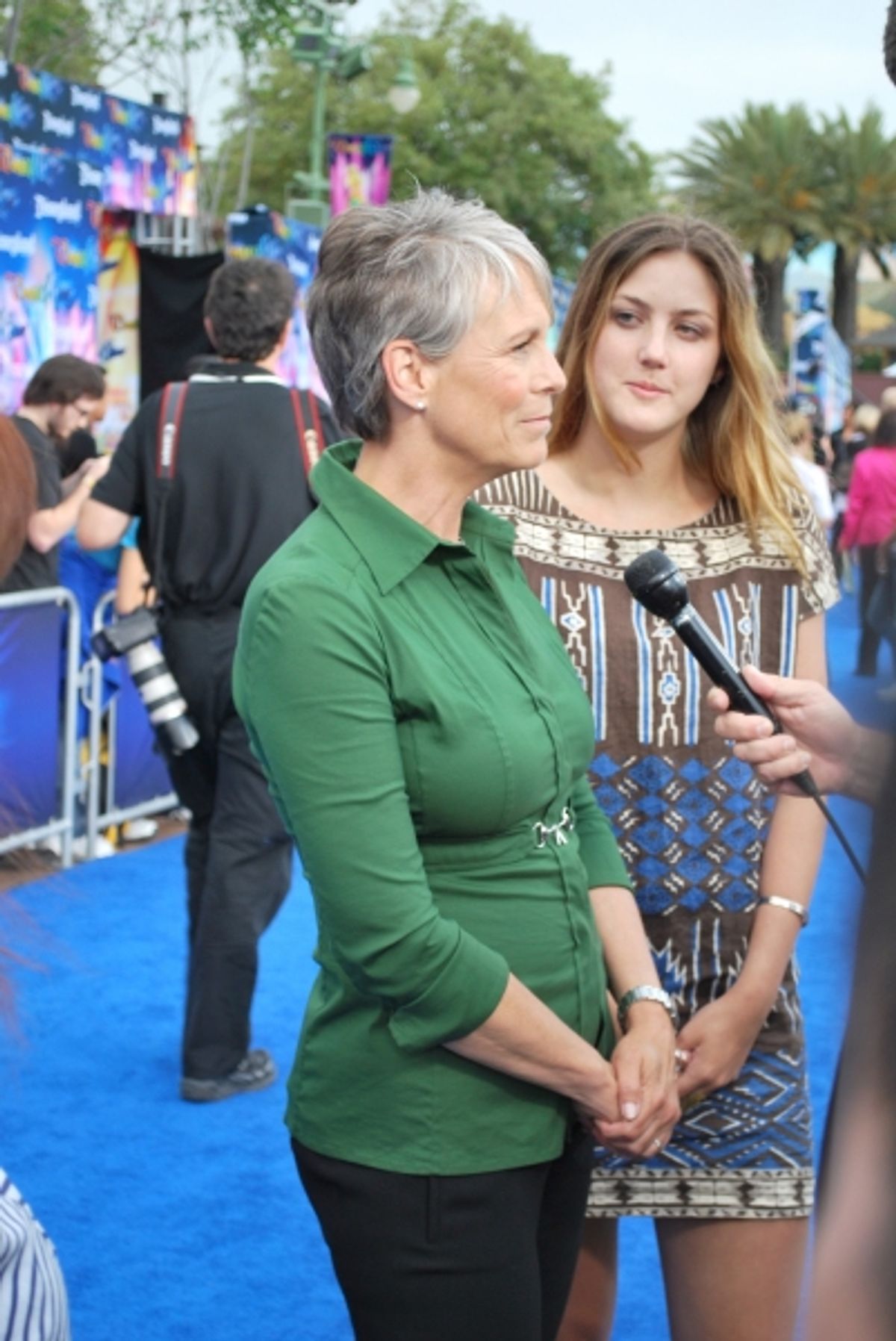 Jamie Lee Curtis with daughter Annie at 