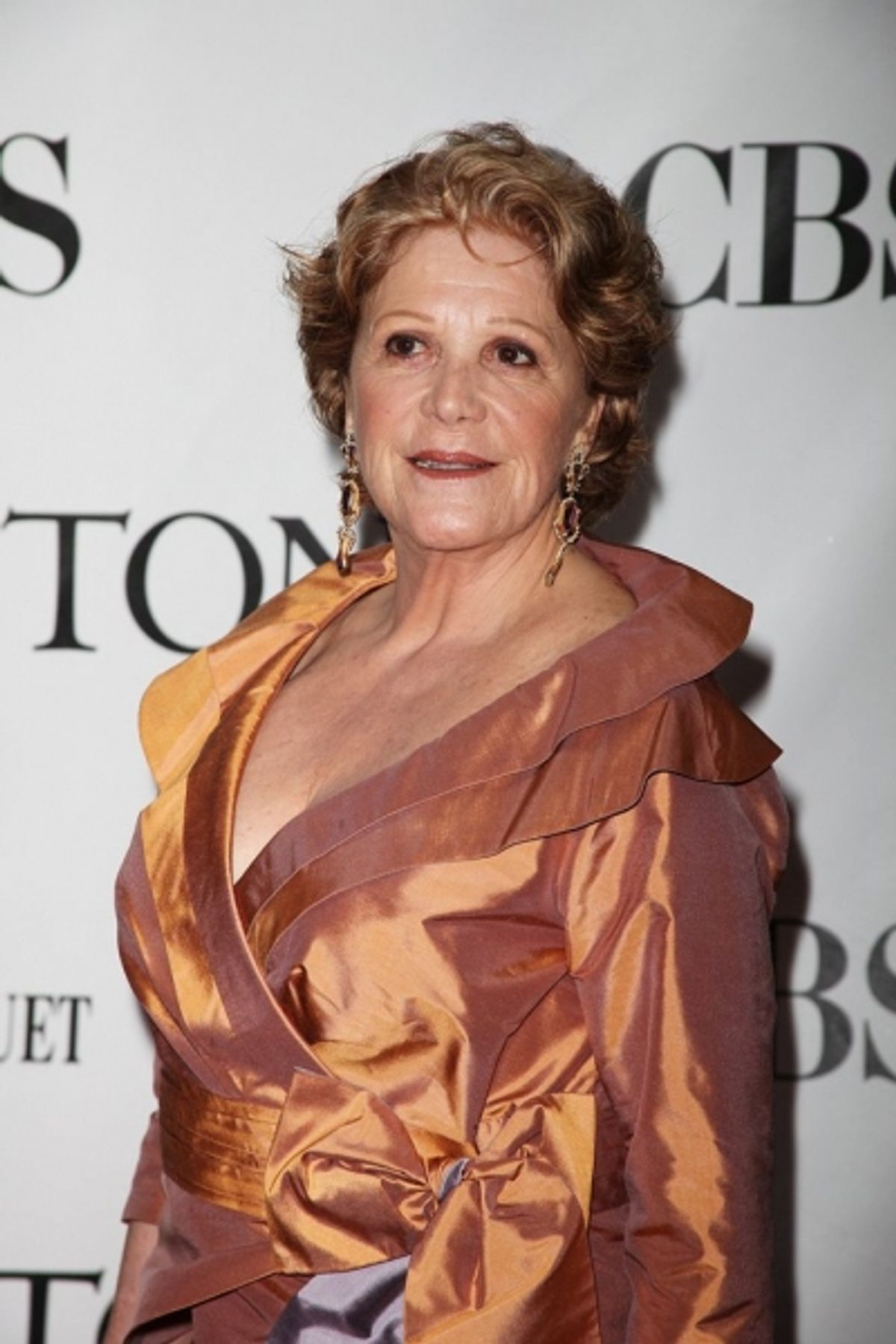 Linda Lavin at 