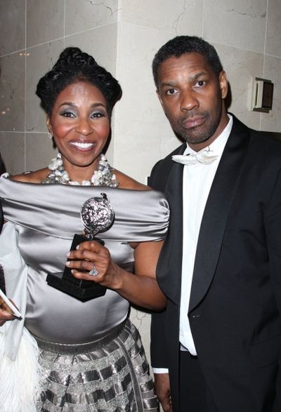  Pauletta Pearson & Denzel Washington Photo