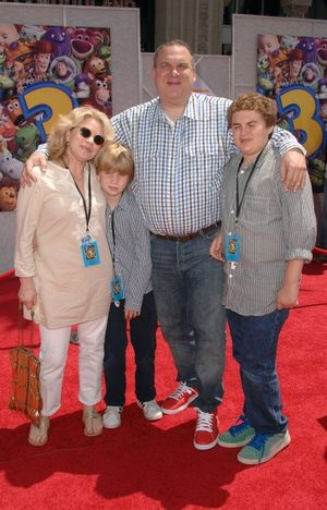 Jeff Garlin and Family Photo