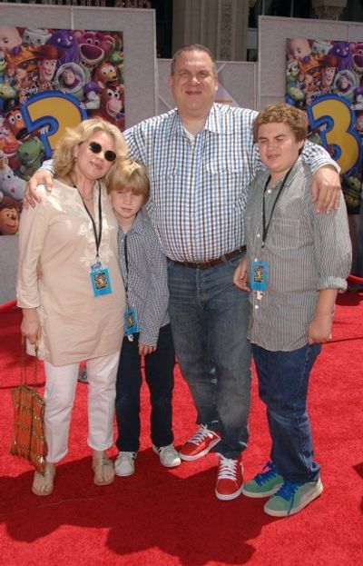 Jeff Garlin and Family Photo