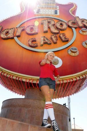 Holly Madison @ BroadwayWorld Holly Madison Photo