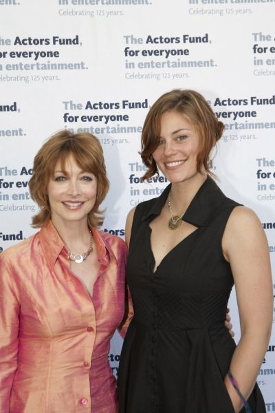 Sharon Lawrence and Cassidy Freeman Photo