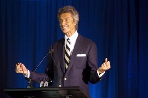 Host Tommy Tune @ BroadwayWorld Host Tommy Tune Photo