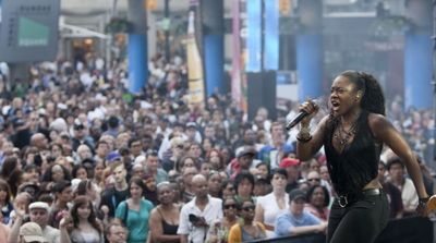 Jully Black with crowd at Yonge-Dundas Square Photo
