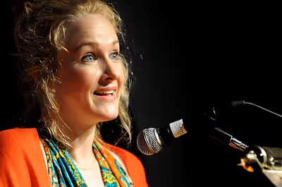 Katie Finneran Photo