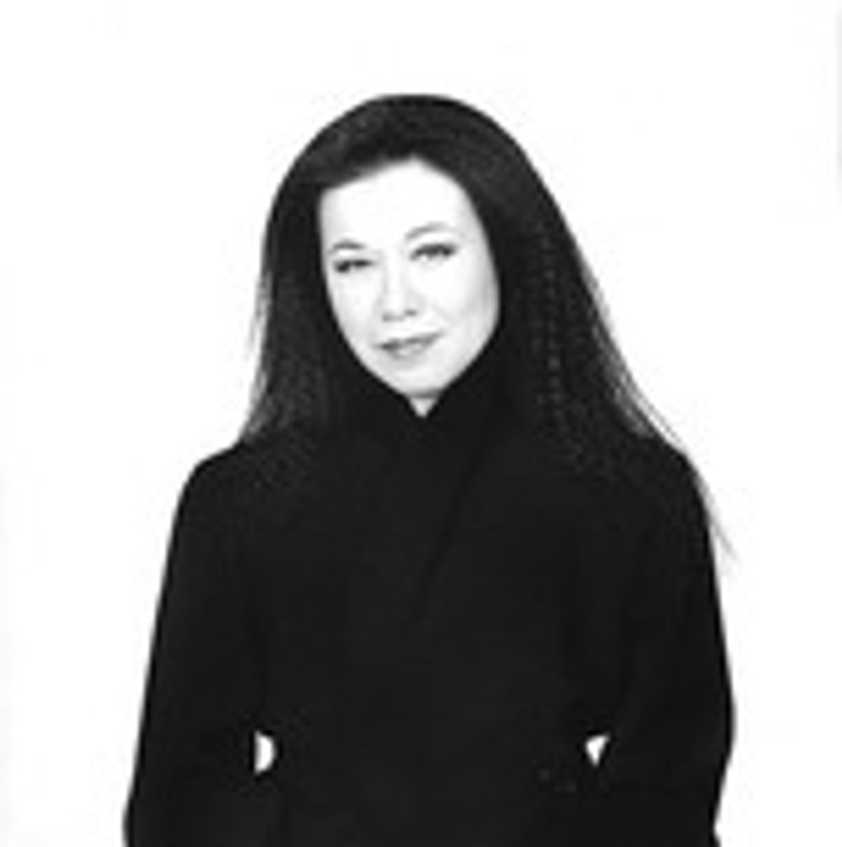 Eiko Ishioka Headshot