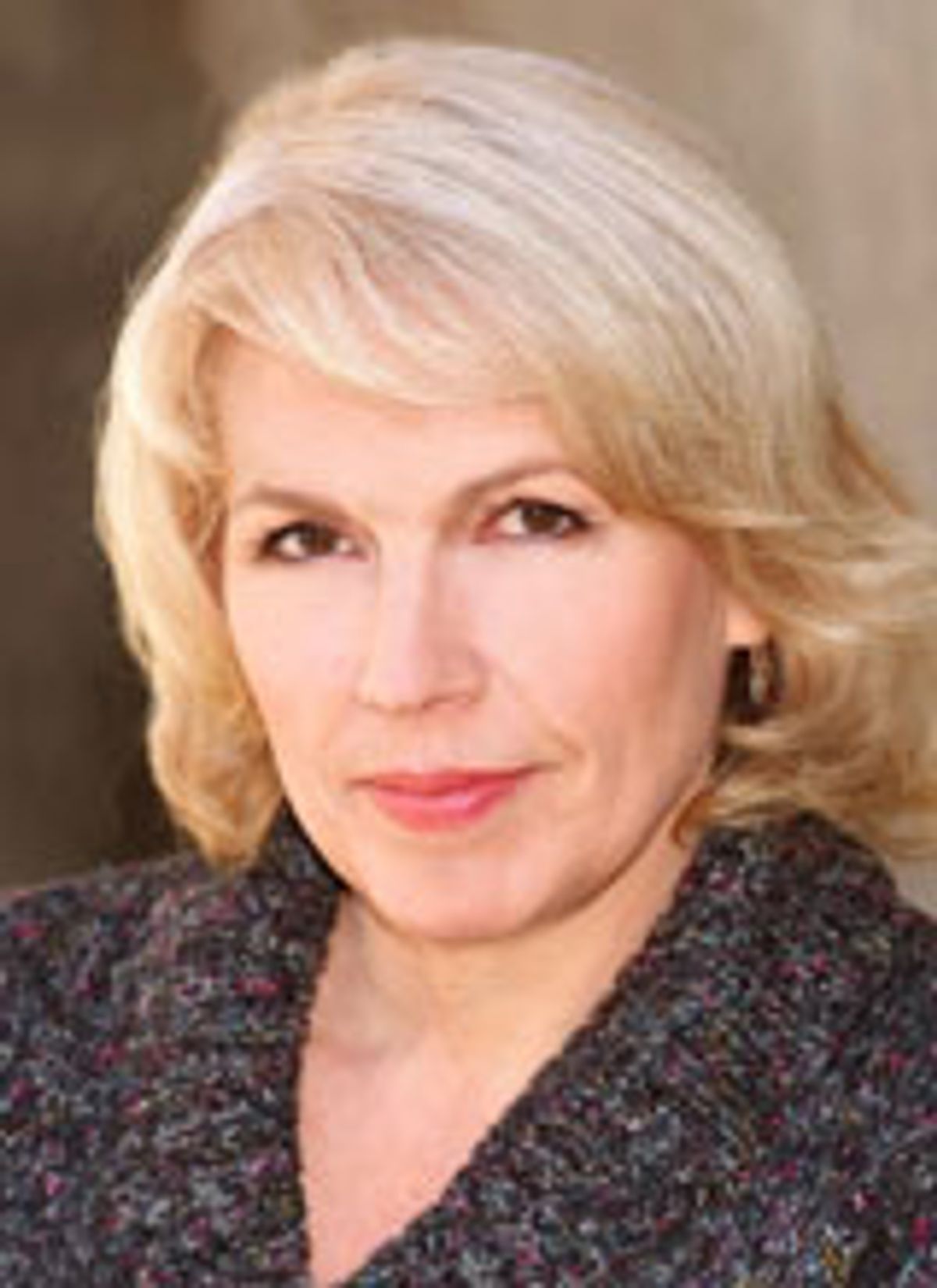 Roberta Wall Headshot