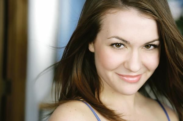 Stefanie O'Connell Photo