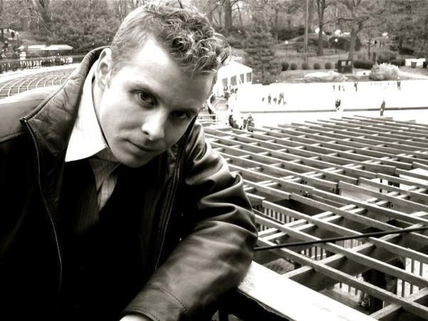 Jason Hurley Photo