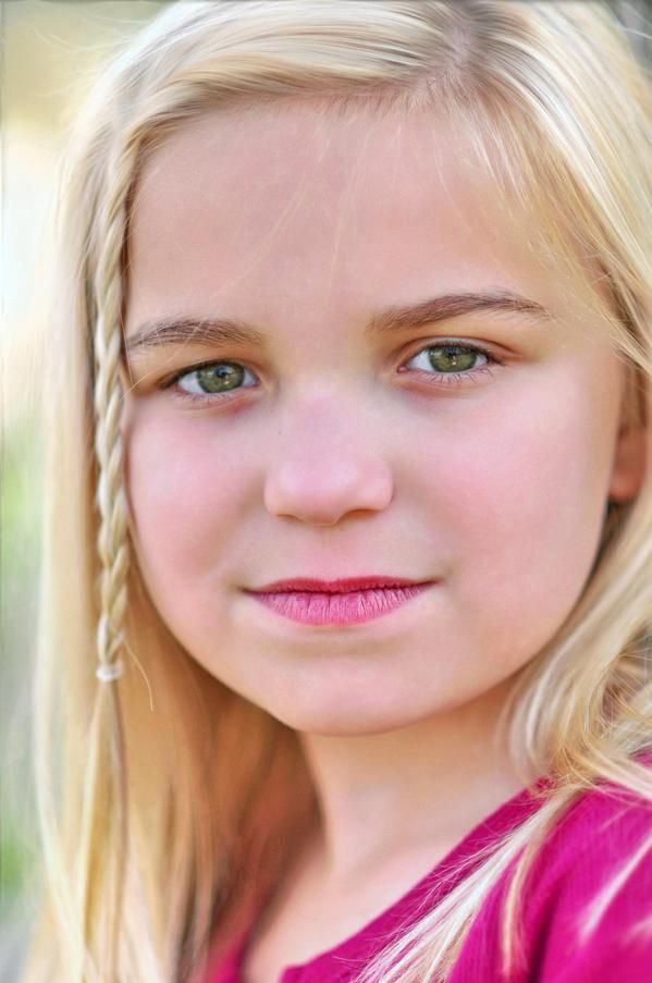 Chloe Elaine Scharf Photo