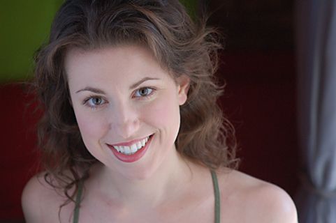 Liz Hayes Photo
