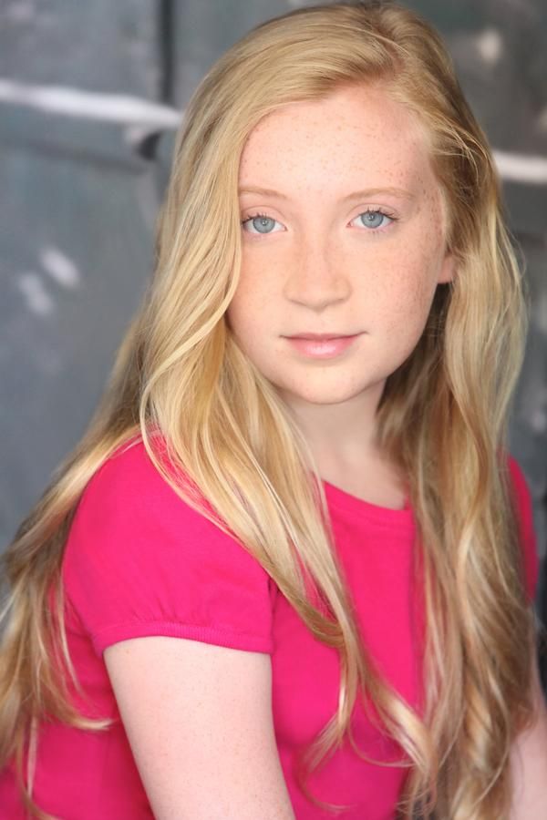 Zoe Considine Photo