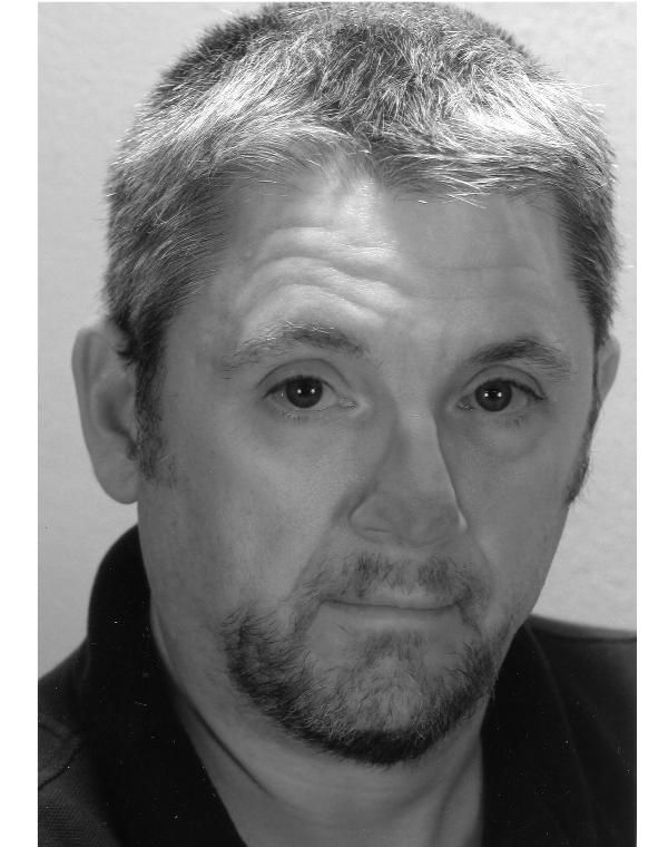 David Deratzian Photo