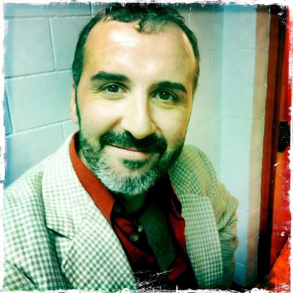 Esteban Oliver Photo