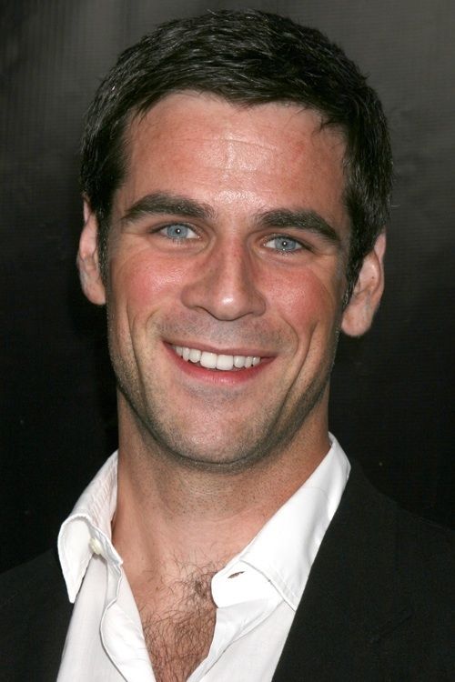 Eddie Cahill Photo
