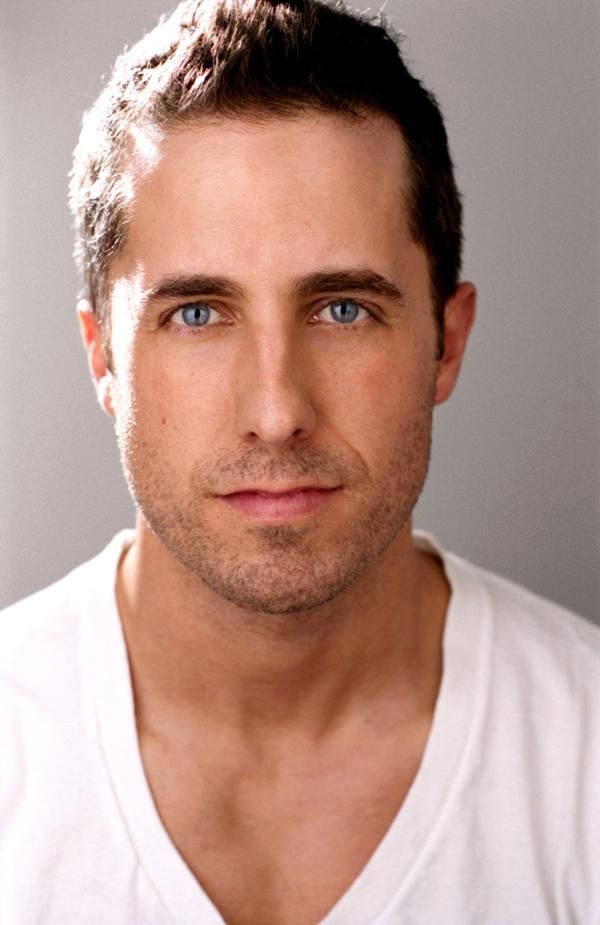 Jonathan Sale Photo