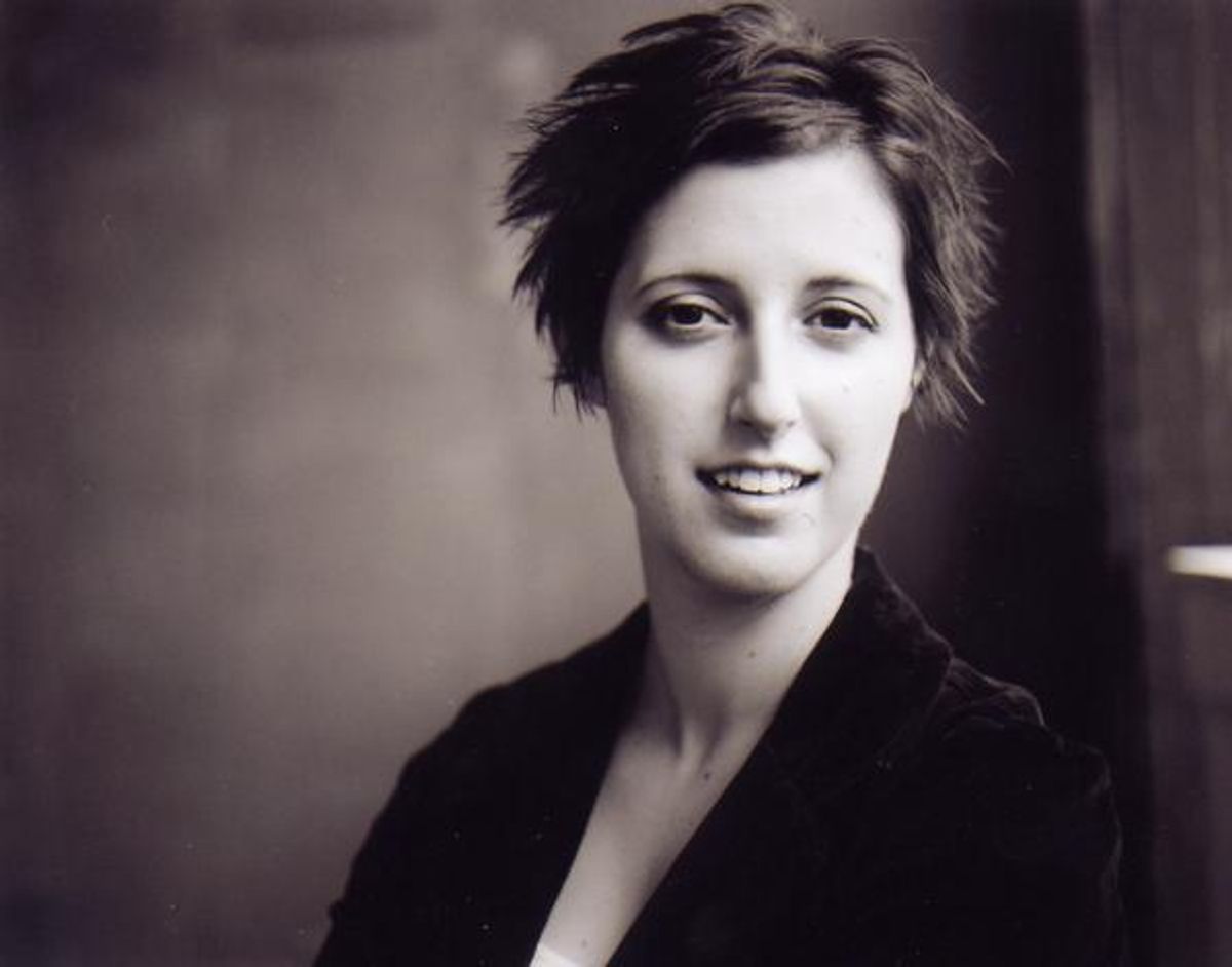 Nicky Phillips Headshot