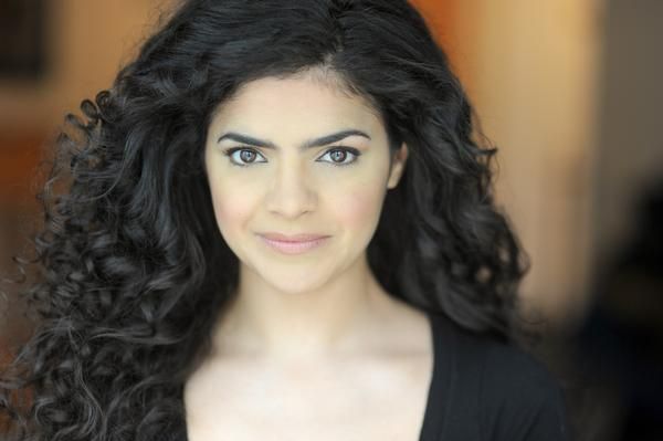 Davina Perera Photo