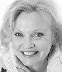 Sandra Dickinson Photo