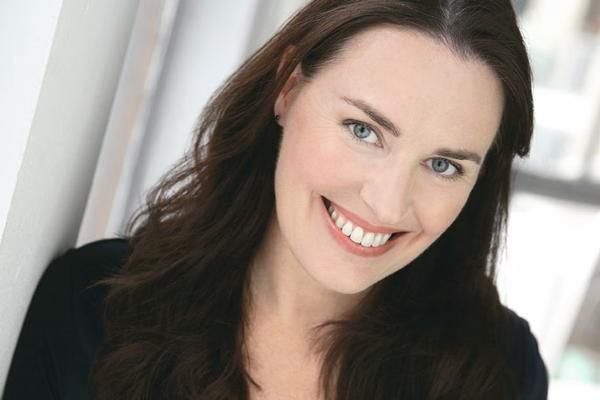 Victoria Bundonis Photo