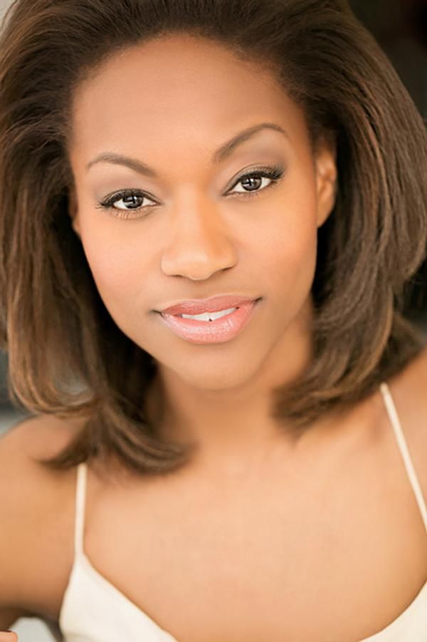 Jenny Laroche Photo