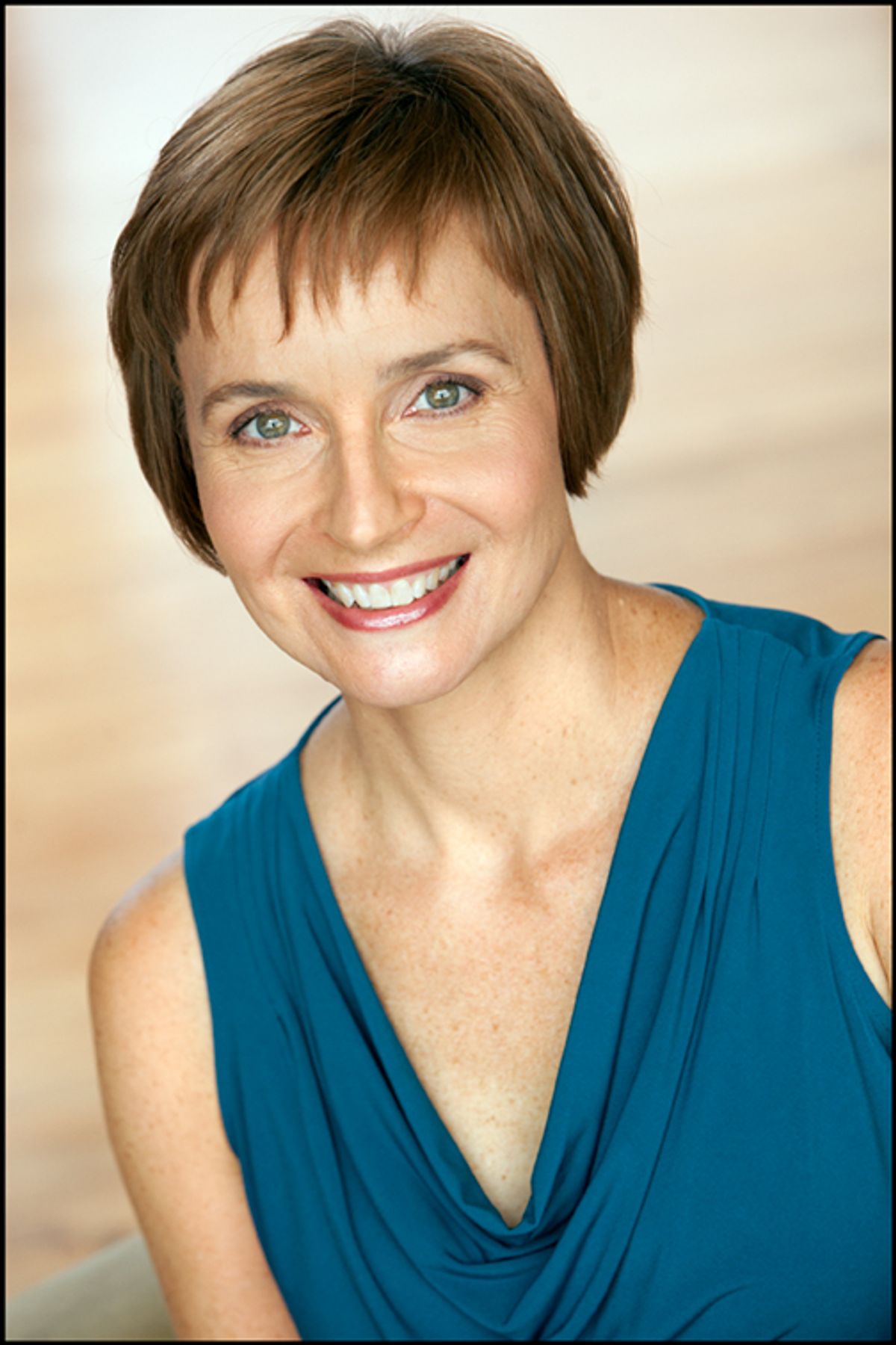 Mary Illes Headshot