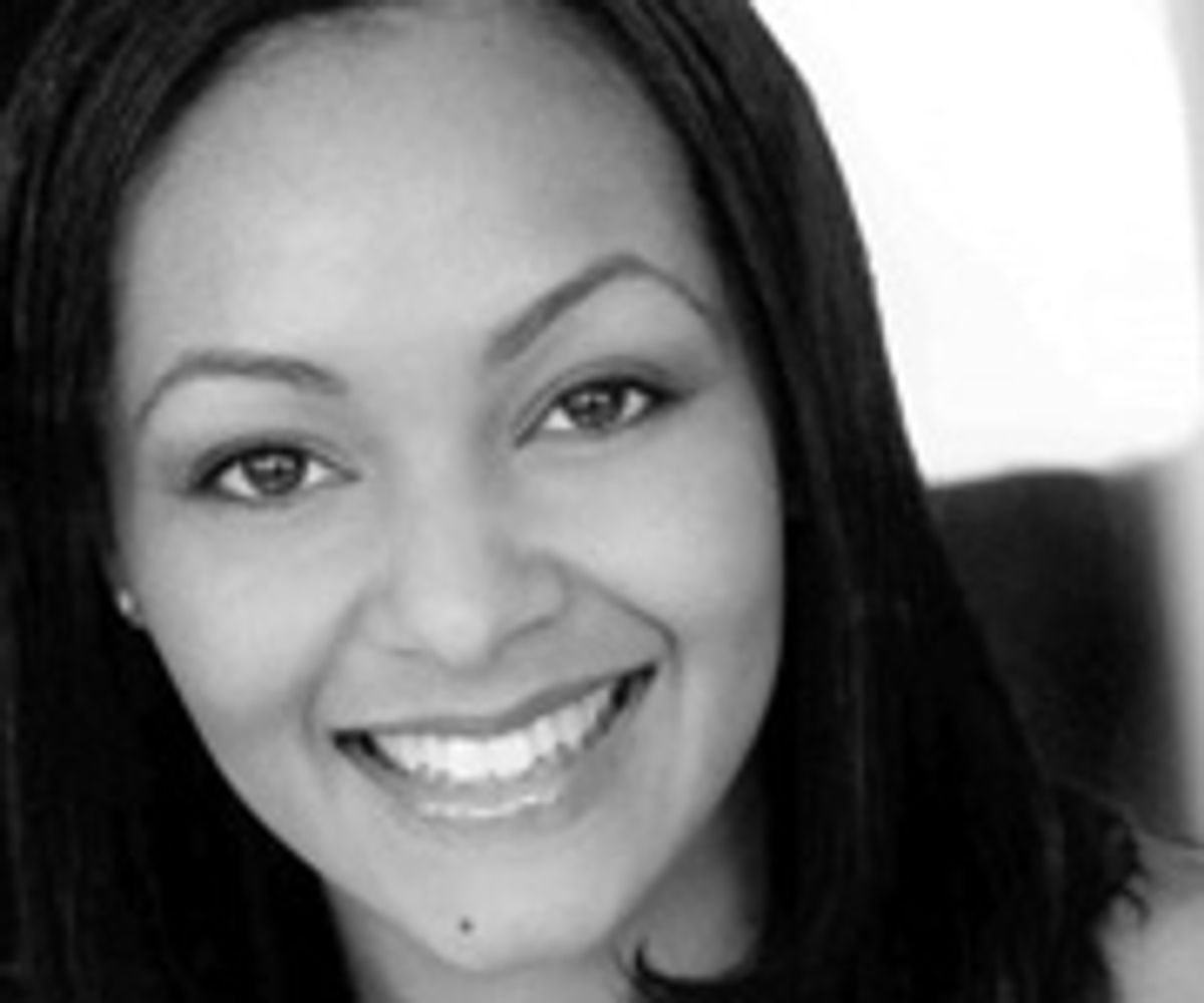 Tia Altinay Headshot