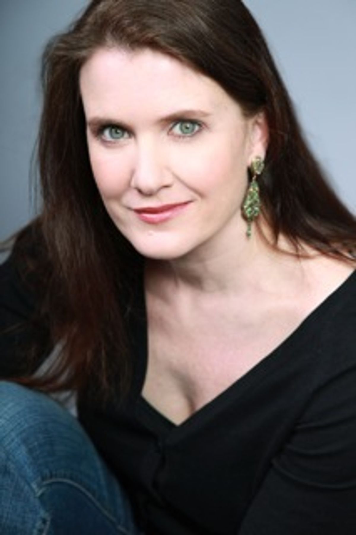 Tracy Sallows Headshot