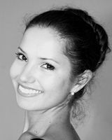 Layla Harrison Photo