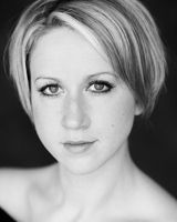 Joanna Loxton Photo