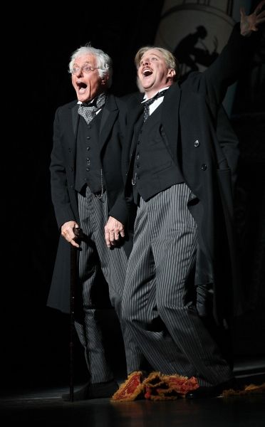 Photo Flash: Dick Van Dyke Returns to his MARY POPPINS Roots with Cameo Appearance at Ahmanson Theatre  Image