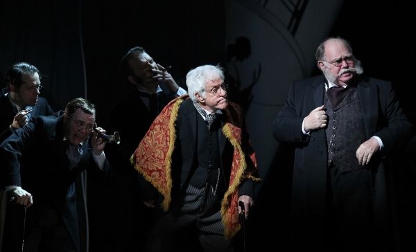 Photo Flash: Dick Van Dyke Returns to his MARY POPPINS Roots with Cameo Appearance at Ahmanson Theatre  Image