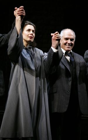 Jessica Hecht and Michael Cristofer
@ BroadwayWorld Jessica Hecht and Michael Cristofer
Photo