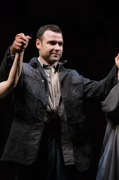 Liev Schreiber Photo