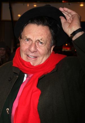 Barry Humphries aka Dame Edna @ BroadwayWorld Barry Humphries aka Dame Edna Photo