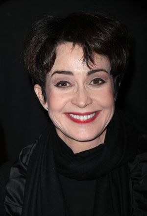Annie Potts Photo