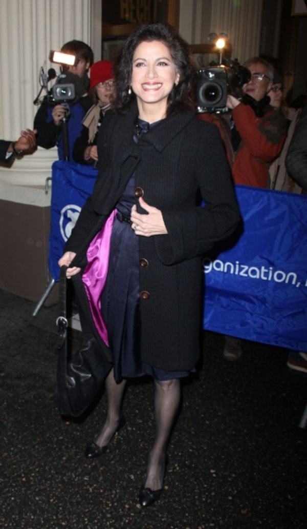 Saundra Santiago Photo