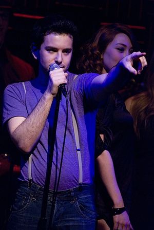 Alex Brightman Photo