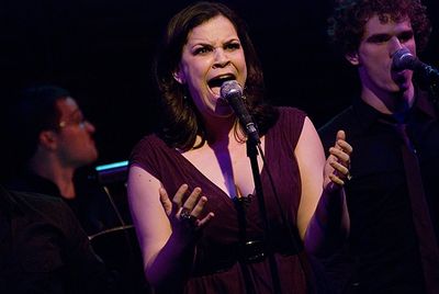 Lindsay Mendez Photo