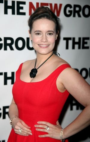 Elizabeth Jasicki Photo