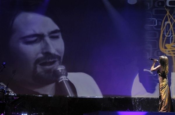 Nino Bravo y Maria Photo