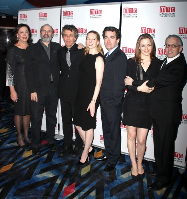 Lynne Meadow, Daniel Sullivan, Eric Bogosian, Laura Linney, Brian d'Arcy James, Alici Photo