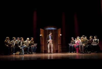 Alex Gaumond and the Cast of LEGALLY BLONDE Photo
