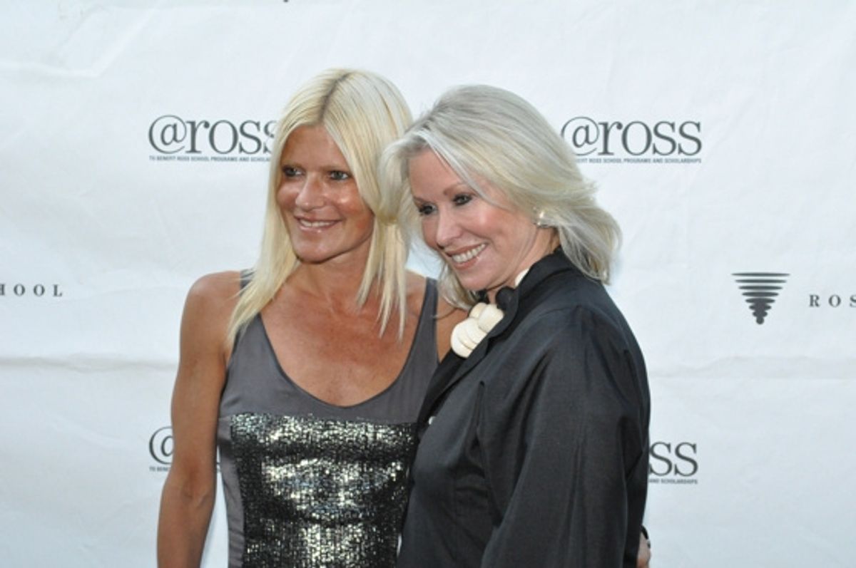 Lizzie Grubman and Courtney Ross at 