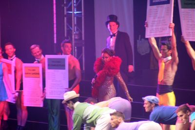 Euan Morton and Vanessa Williams with The Best Game in Town Performers Photo