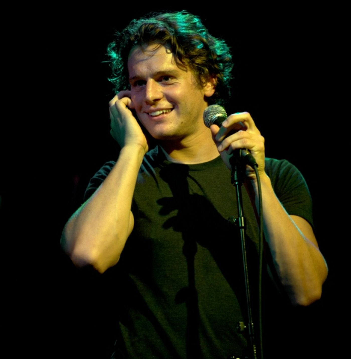 Photo Flash: Jonathan Groff Plays Joe's Pub!  Image