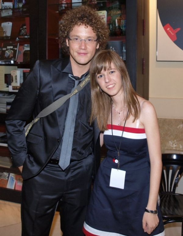 Daniel Diges y la reportera Alba Alonso Photo